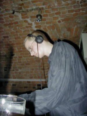 p4.jpg (28466 bytes)