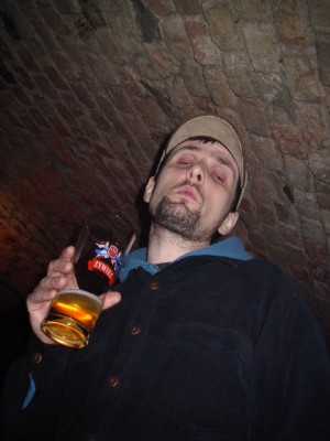 6.jpg (27209 bytes)