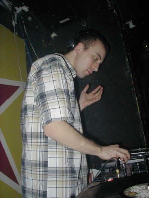 20.jpg (30871 bytes)