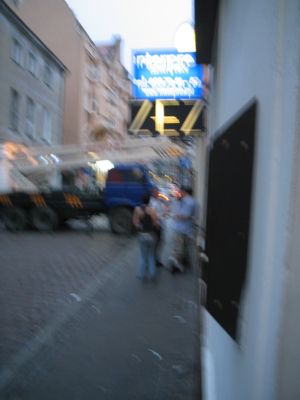 p15.jpg (15254 bytes)