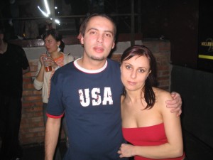 1.jpg (17012 bytes)